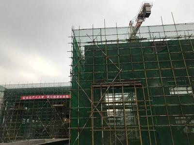 顿汉布什项目主体结构年底前完工，建筑智能化工程同步推进